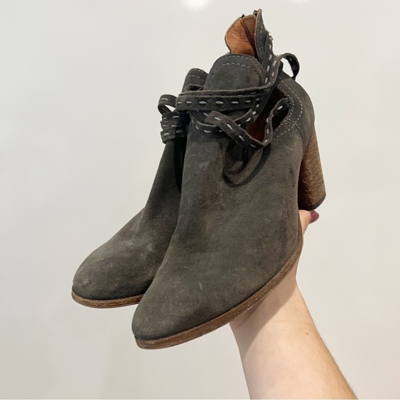 Frye Naomi Pickstitch Suede Gray Women’s Shootie Ankle Boots Booties - Picture 4 of 11